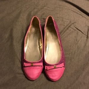 Size 10 pink flats- never worn!